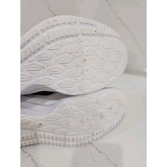 Nike Womens Todos RN BQ3201-101 White Running Shoes Sneakers Size 8.5 - Picture 9 of 10
